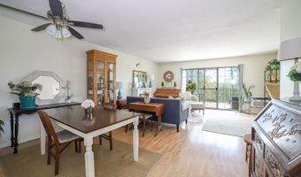 53 Brushy Plain Rd APT 5A, Branford, CT 06405