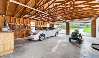 1304 Horton Rd, Albertville, AL 35950