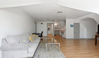 202 N 17TH St Apt D, Allentown, PA 18104