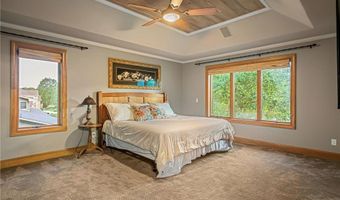 602 24th St NW, Austin, MN 55912