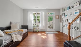 20430 CHETWOOD Ter, Ashburn, VA 20147