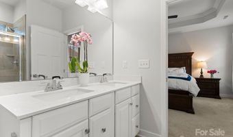 2037 Birchside Dr, Charlotte, NC 28205