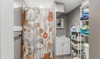 3 Lane 7, Coventry, RI 02816