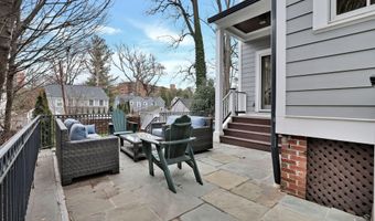 3113 44TH St NW, Washington, DC 20016