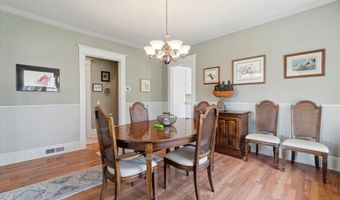 104 Highland Ave, Allegan, MI 49010