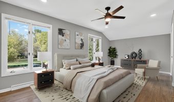 1245 WINAKI Trl, Algonquin, IL 60102