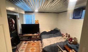 1611 Douglas Ave, Ames, IA 50010