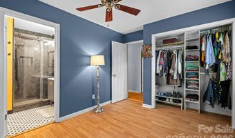 98 Pensacola Ave, Arden, NC 28704