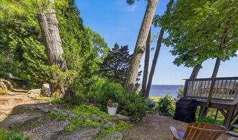 23 Harbour Vlg A, Branford, CT 06405