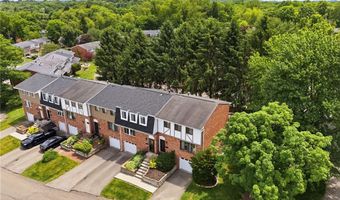 4400 Laurel Oak Dr, Allison Park, PA 15101