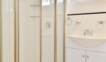 34 W 7TH St, Bayonne, NJ 07002