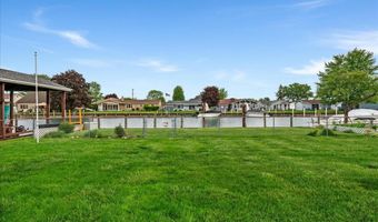 7261 Bluebill St, Algonac, MI 48001