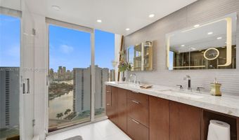 19355 Turnberry Way 26E, Aventura, FL 33180