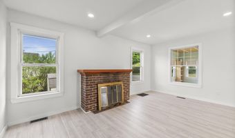 826 Riverside, Augusta, ME 04330