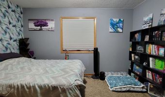 105 Briar Cove Rd, Algona, IA 50511
