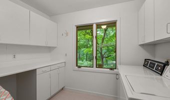 17810 POND Rd, Ashton, MD 20861
