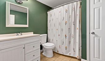 47 Morgan Ave 45, Johnston, RI 02919