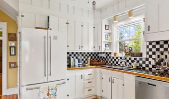 417 S MAIN St, Berlin, MD 21811