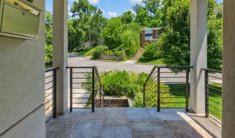 924 28TH St S, Arlington, VA 22202
