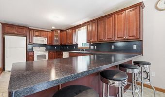 63 Fox Hill Rd, Albrightsville, PA 18210