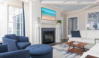 217 Hope St 1, Bristol, RI 02809