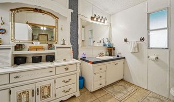 7424 Dulce Rd, Carlsbad, NM 88220