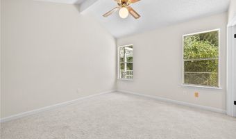 101 Saunders Ln, Aransas Pass, TX 78336