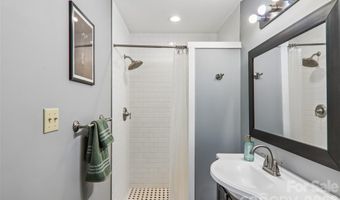 276 State St, Asheville, NC 28806