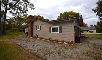 9640 Shady Ln, Algonac, MI 48001