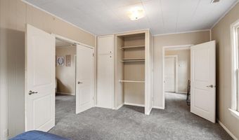 617 W 24TH St, Cheyenne, WY 82001