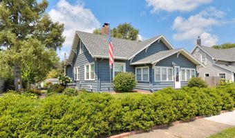 526 SW Walnut St, Ankeny, IA 50023