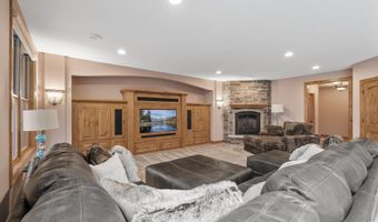 1475 162nd Ave NW, Andover, MN 55304