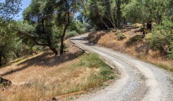 42179 High Point Ct, Ahwahnee, CA 93601