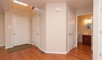 521 DOGWOOD Dr, Ambler, PA 19002