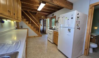1239 W Shore Rd, Cabot, VT 05647