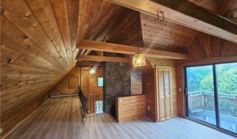 130 S Niantic Dr, Charlestown, RI 02813