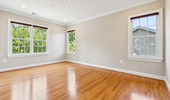 6111 DUNLEER Ct, Bethesda, MD 20817