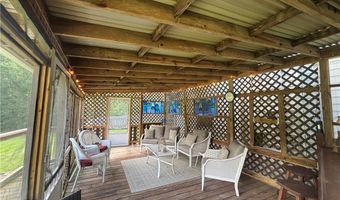 385 Cochran Rd, Aurora, OH 44202