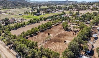35728 Beauty Vista Ln, Agua Dulce, CA 91390