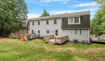28 Harris St 2, Acton, MA 01720