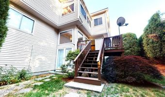 445 Captain Eames Cir 445, Ashland, MA 01721