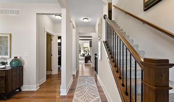 6104 N TRAILWOODS Dr, Ann Arbor, MI 48103