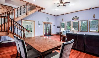 4406 ROUNDHILL Rd, Alexandria, VA 22310