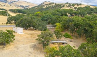 500 Pompadour Dr, Ashland, OR 97520