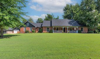 2104 Cedarcrest Ct, Arkansas City, KS 67005