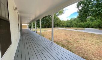 5098 Gwendolyn Ct NW, Acworth, GA 30101