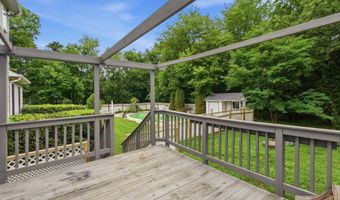 24674 PEACH ORCHARD Ln, Aldie, VA 20105