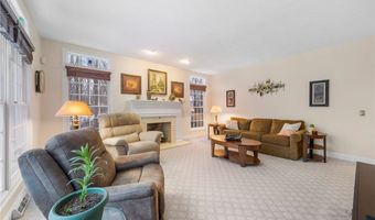 365 River Glen Dr, Aurora, OH 44202