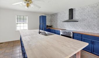 220 BURGETT Rd, Altoona, AL 35952