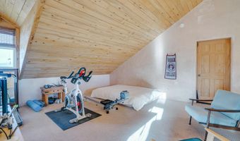 2 Mesa Sea Rd, Arroyo Hondo, NM 87513